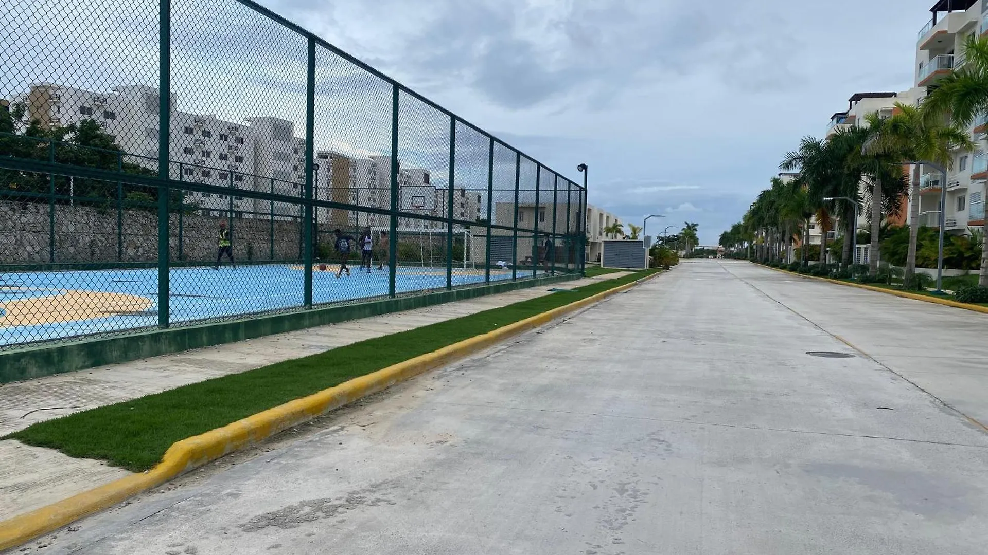 P, C, Tropical Dream,1 Hab,1 Bano, Balcon, Piscina, Wifi Alta Velocidad Gratis Apartman Punta Cana 0*,  Dominikai Köztársaság